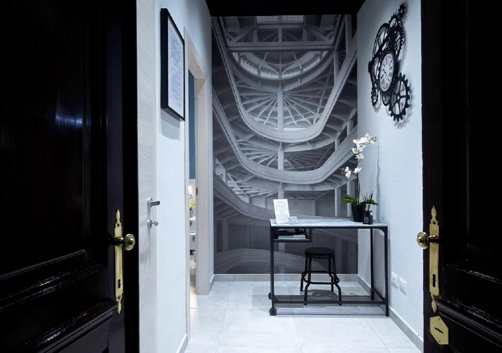 CONTATTI e VERIFICA DISPONIBILITA'. 129672807